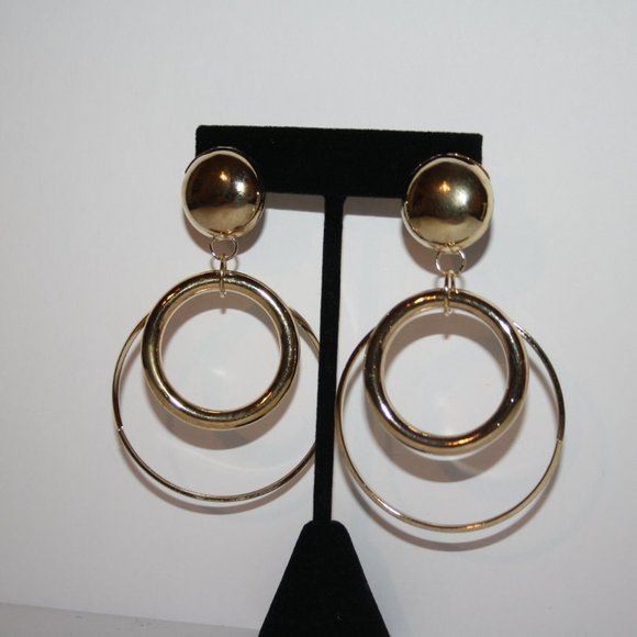 Stunning gold nwot dangle earrings 3" - Picture 3 of 4